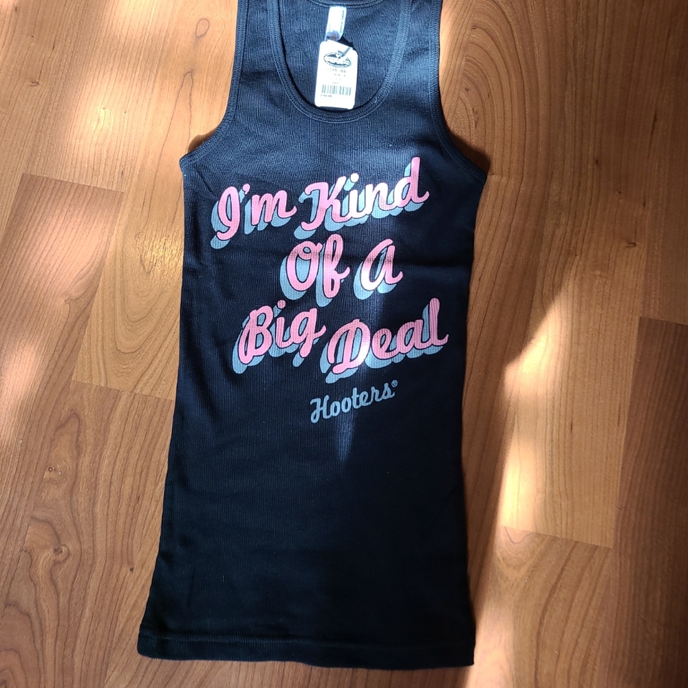 NWT Hooters black ribbed tank top - Picture 10 of 15